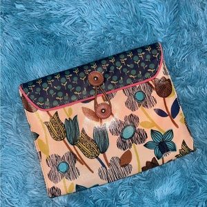 floral clutch